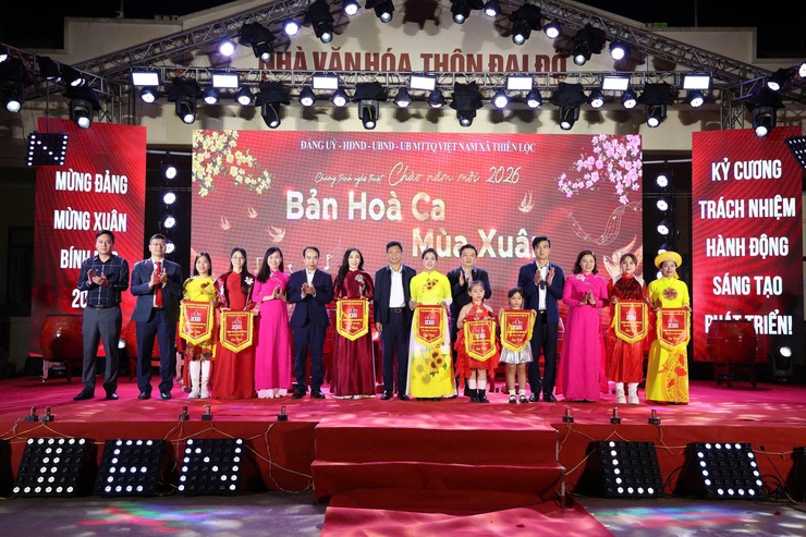 Xã Thiên Lộc tổ chức chương trình nghệ thuật chào năm mới 2026 "Bản hòa ca mùa Xuân"- Ảnh 5.