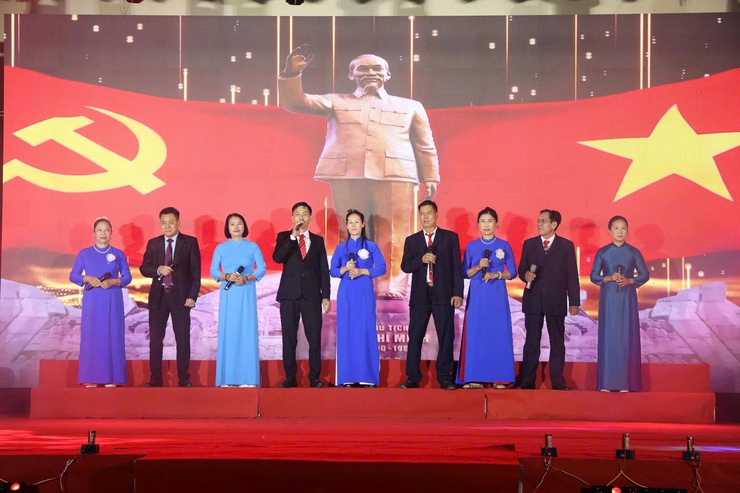 Xã Thiên Lộc tổ chức chương trình nghệ thuật chào năm mới 2026 "Bản hòa ca mùa Xuân"- Ảnh 14.