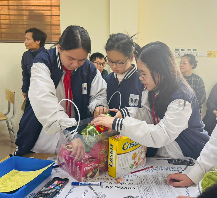 Nhóm Toán 7 - Trường THCS Linh Đàm tổ chức thành công chuyên đề “Sử dụng máy tính cầm tay giải toán – Vận dụng vào chủ đề Một số hình thức khuyến mãi trong kinh doanh”- Ảnh 19.