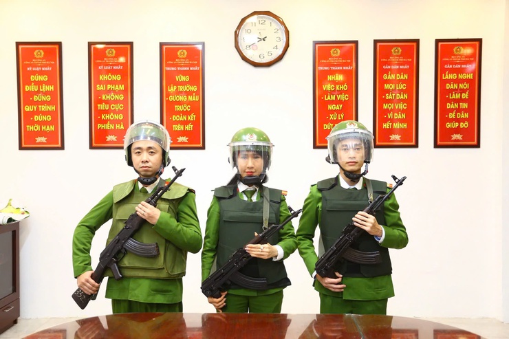 Những hình ảnh đẹp Công an Hà Nội bảo vệ tuyệt đối an toàn Đại hội Đảng- Ảnh 2.