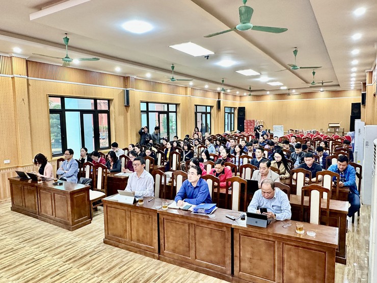 BAN CHỈ ĐẠO 57 XÃ ĐẠI THANH TẬP HUẤN CHUYỂN ĐỔI SỐ ỨNG DỤNG TRÍ TUỆ NHÂN TẠO AI TỚI TOÀN THỂ CÁN BỘ, CÔNG CHỨC, VIÊN CHỨC, NGƯỜI LAO ĐỘNG- Ảnh 1.