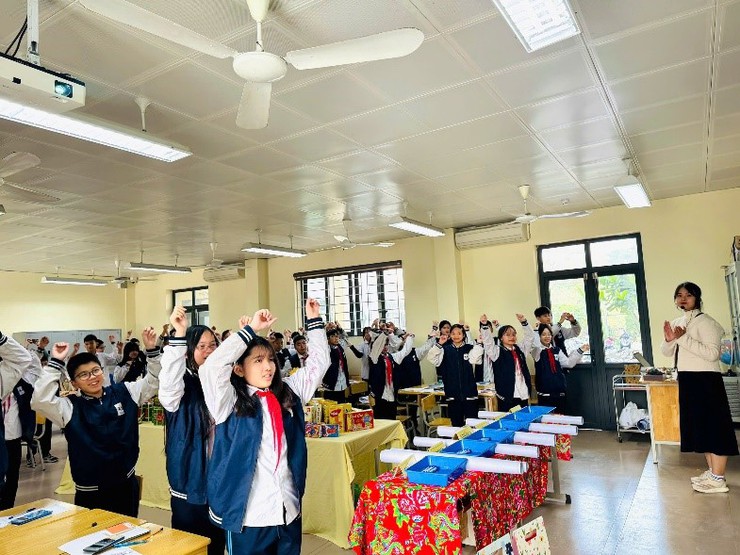 Nhóm Toán 7 - Trường THCS Linh Đàm tổ chức thành công chuyên đề “Sử dụng máy tính cầm tay giải toán – Vận dụng vào chủ đề Một số hình thức khuyến mãi trong kinh doanh”- Ảnh 3.
