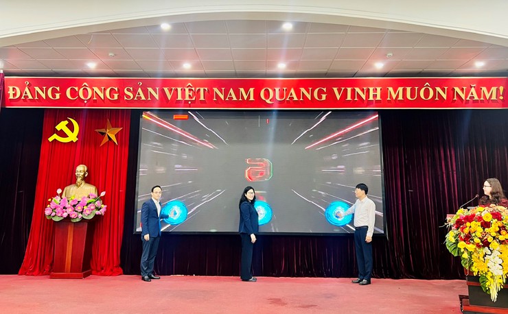 Phường Yên Hòa phát động Cuộc thi trực tuyến “Tìm hiểu pháp luật về bầu cử đại biểu Quốc hội và đại biểu Hội đồng nhân dân” trên địa bàn phường năm 2026- Ảnh 2.