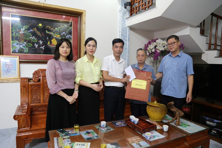 Giữ vững kỷ cương, phát huy đoàn kết, tạo nền tảng để xã Đoài Phương vững bước vào kỷ nguyên phát triển mới

- Ảnh 3.