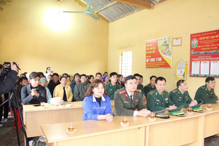 Đoàn TNCS Hồ Chí Minh xã Quảng Bị đã tổ chức thành công Hành trình “Tình nguyện Mùa đông- Ảnh 1.