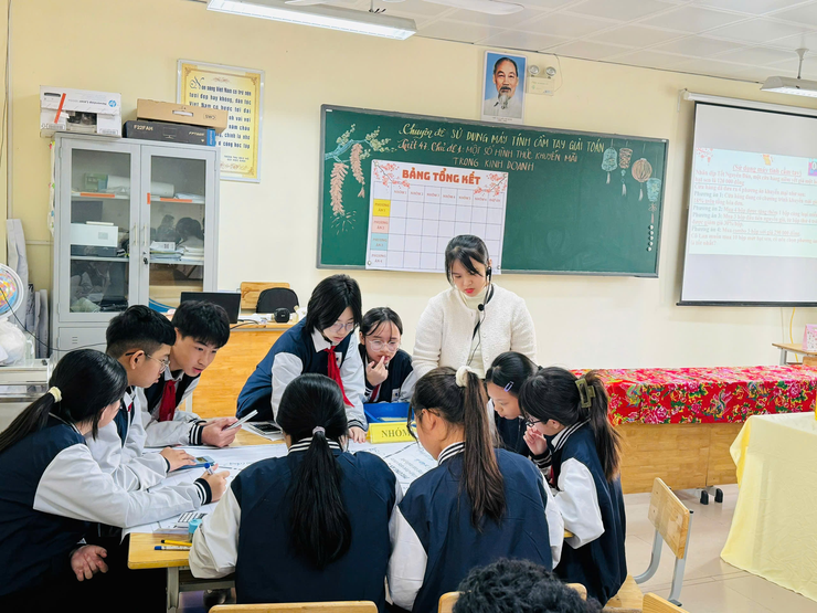 Nhóm Toán 7 - Trường THCS Linh Đàm tổ chức thành công chuyên đề “Sử dụng máy tính cầm tay giải toán – Vận dụng vào chủ đề Một số hình thức khuyến mãi trong kinh doanh”- Ảnh 8.