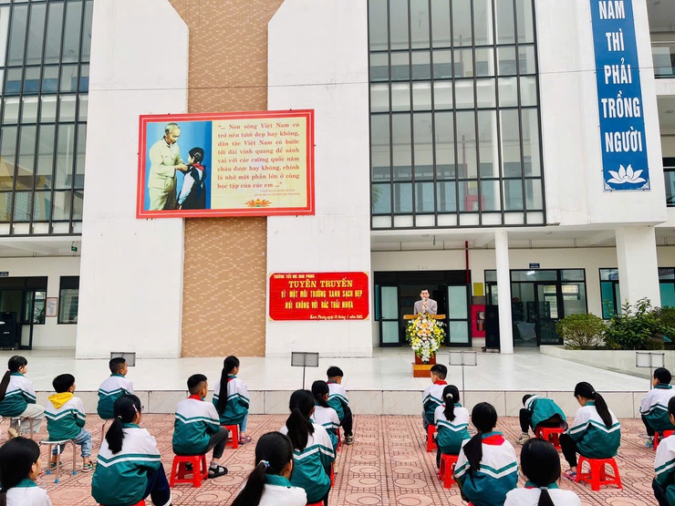 TRƯỜNG TIỂU HỌC NAM PHONG LAN TỎA PHONG TRÀO VÌ MỘT MÔI TRƯỜNG XANH – SẠCH – ĐẸP – NÓI KHÔNG VỚI RÁC THẢI NHỰA- Ảnh 1.