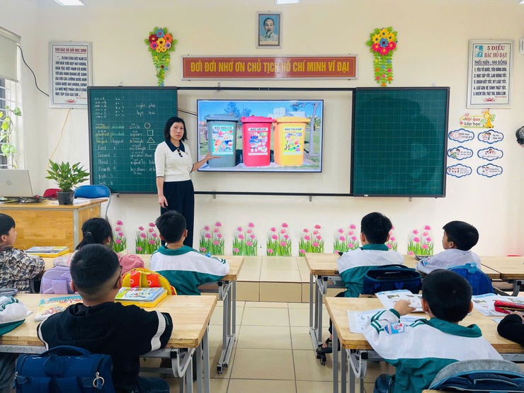 TRƯỜNG TIỂU HỌC NAM PHONG LAN TỎA PHONG TRÀO VÌ MỘT MÔI TRƯỜNG XANH – SẠCH – ĐẸP – NÓI KHÔNG VỚI RÁC THẢI NHỰA- Ảnh 3.