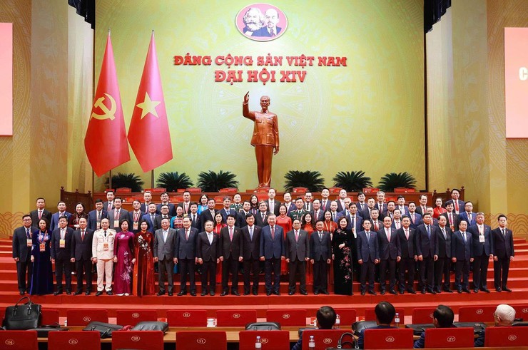 Trí tuệ toàn Đảng gắn kết niềm tin của cả dân tộc- Ảnh 2.