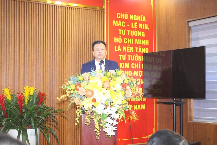 Đảng ủy phường Vĩnh Tuy tổ chức Lễ mít tinh kỷ niệm 96 năm Ngày thành lập Đảng Cộng sản Việt Nam 03/02 và triển khai nhiệm vụ trọng tâm năm 2026- Ảnh 7.