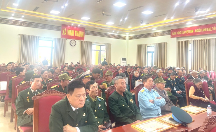 HỘI CỰU CHIẾN BINH XÃ VĨNH THANH TRIỂN KHAI NHIỆM VỤ TRỌNG TÂM NĂM 2026, TRAO TẶNG KỶ NIỆM CHƯƠNG VÀ CHÚC THỌ HỘI VIÊN

- Ảnh 16.