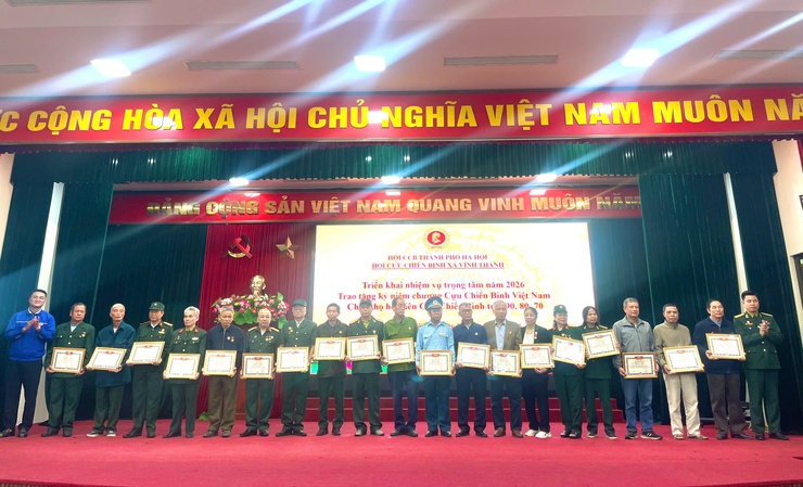HỘI CỰU CHIẾN BINH XÃ VĨNH THANH TRIỂN KHAI NHIỆM VỤ TRỌNG TÂM NĂM 2026, TRAO TẶNG KỶ NIỆM CHƯƠNG VÀ CHÚC THỌ HỘI VIÊN

- Ảnh 13.