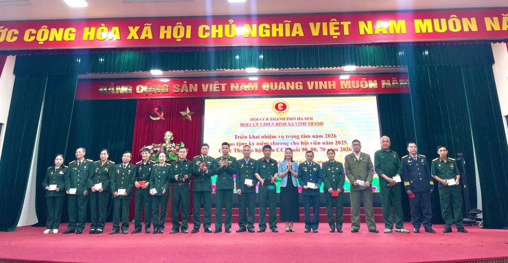 HỘI CỰU CHIẾN BINH XÃ VĨNH THANH TRIỂN KHAI NHIỆM VỤ TRỌNG TÂM NĂM 2026, TRAO TẶNG KỶ NIỆM CHƯƠNG VÀ CHÚC THỌ HỘI VIÊN

- Ảnh 7.