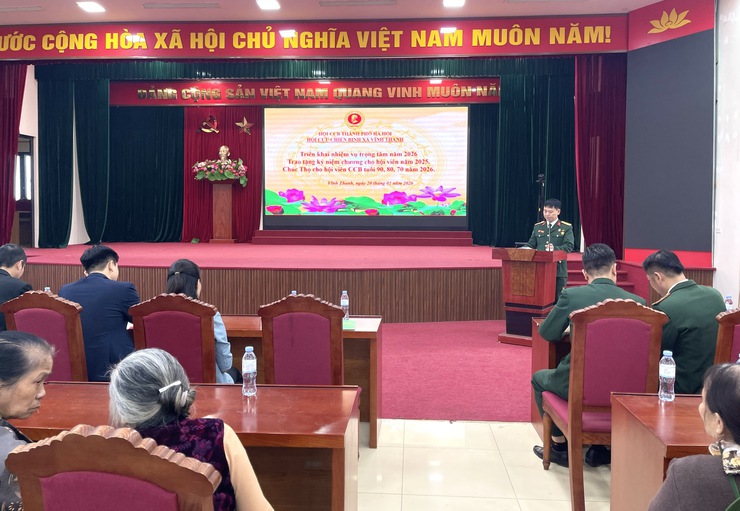 HỘI CỰU CHIẾN BINH XÃ VĨNH THANH TRIỂN KHAI NHIỆM VỤ TRỌNG TÂM NĂM 2026, TRAO TẶNG KỶ NIỆM CHƯƠNG VÀ CHÚC THỌ HỘI VIÊN

- Ảnh 1.