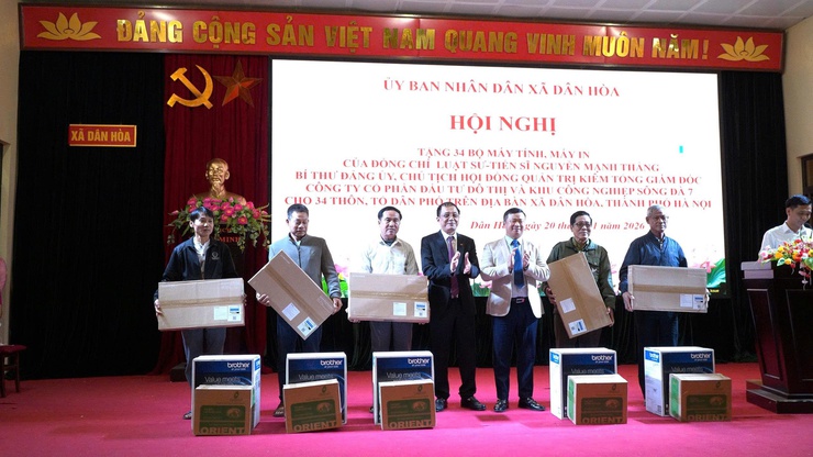 URINCO 7 TRAO TẶNG 34 BỘ MÁY TÍNH, MÁY IN – CHUNG TAY THÚC ĐẨY CHUYỂN ĐỔI SỐ TẠI XÃ DÂN HÒA- Ảnh 1.