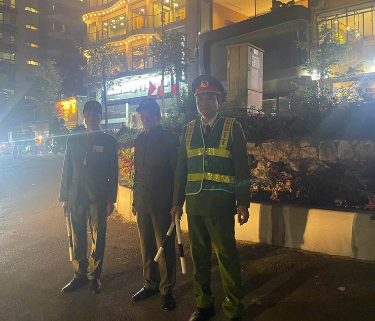 Lực lượng tham gia bảo vệ an ninh trật tự phường Tây Hồ – “Cánh tay nối dài” vững chắc của Công an phường- Ảnh 2.