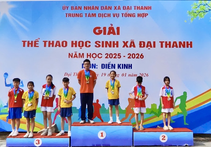 SÔI NỔI TRANH TÀI GIẢI ĐIỀN KINH HỌC SINH XÃ ĐẠI THANH NĂM HỌC 2025-2026- Ảnh 6.