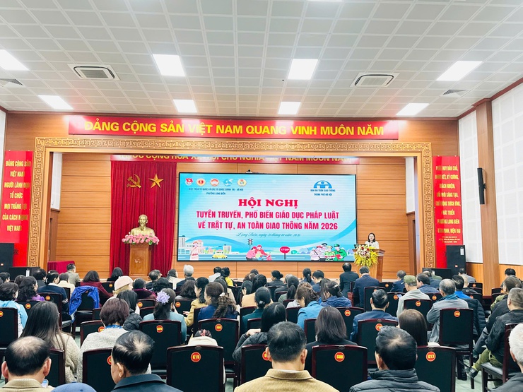 Mặt trận Tổ quốc và các đoàn thể chính trị - xã hội phường Long Biên tổ chức hội nghị tuyên truyền, phổ biến giáo dục pháp luật về trật tự, an toàn giao thông năm 2026- Ảnh 5.