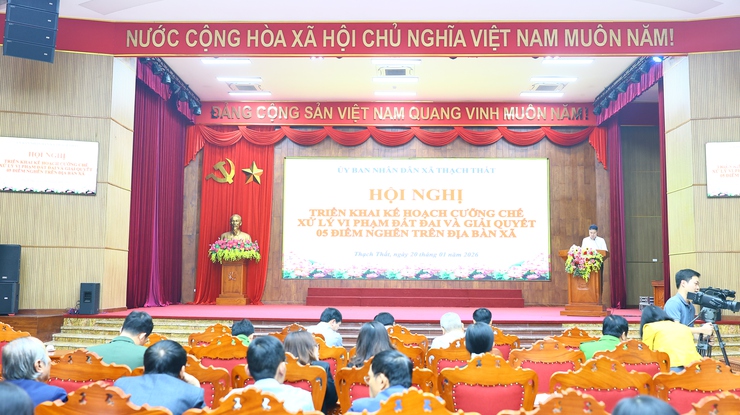 UBND xã Thạch Thất tổ chức hội nghị triển khai kế hoạch cưỡng chế xử lý vi phạm đất đai và giải quyết 05 điểm nghẽn - Ảnh 4.