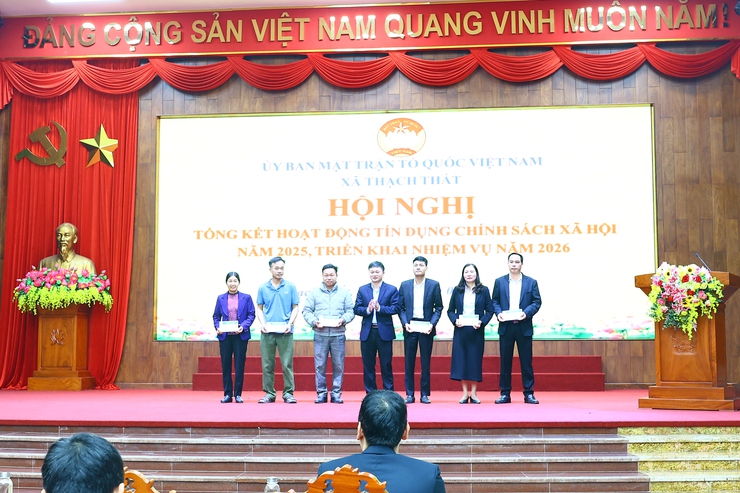 Thạch Thất: Tổng kết hoạt động uỷ thác tín dụng chính sách năm 2025, triển khai nhiệm vụ năm 2026- Ảnh 6.