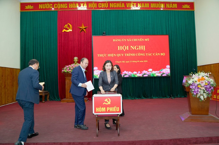 Đảng uỷ xã Chuyên Mỹ tổ chức Hội nghị thực hiện quy trình công tác cán bộ- Ảnh 6.