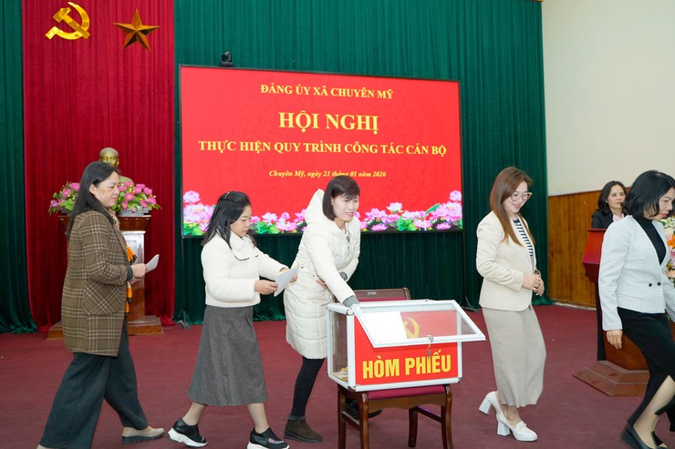 Đảng uỷ xã Chuyên Mỹ tổ chức Hội nghị thực hiện quy trình công tác cán bộ- Ảnh 9.