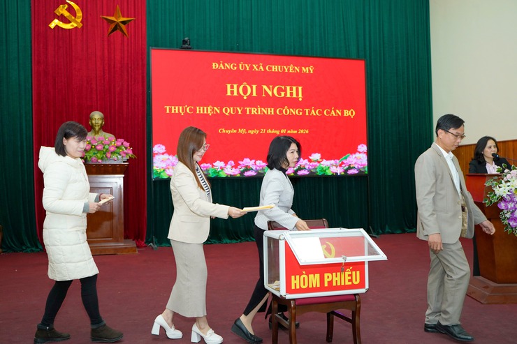 Đảng uỷ xã Chuyên Mỹ tổ chức Hội nghị thực hiện quy trình công tác cán bộ- Ảnh 8.