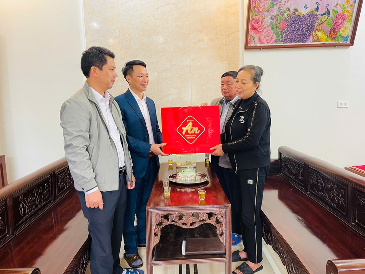 XÃ PHÚC SƠN HƯỞNG ỨNG: "NGÀY THẾ GIỚI TƯỞNG NIỆM CÁC NẠN NHÂN TỬ VONG DO TAI NẠN GIAO THÔNG" NĂM 2025- Ảnh 2.