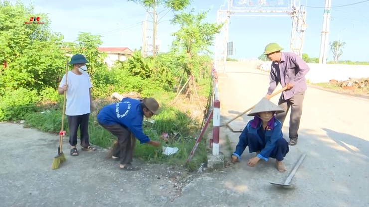 Hội nông dân xã Thượng Phúc chung tay xây dựng môi trường sáng - xanh - sạch - đẹp- Ảnh 1.