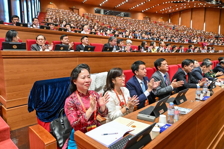 Đại hội XIV của Đảng: Phiên thảo luận ở hội trường về các Văn kiện Đại hội sáng 21/1- Ảnh 11.