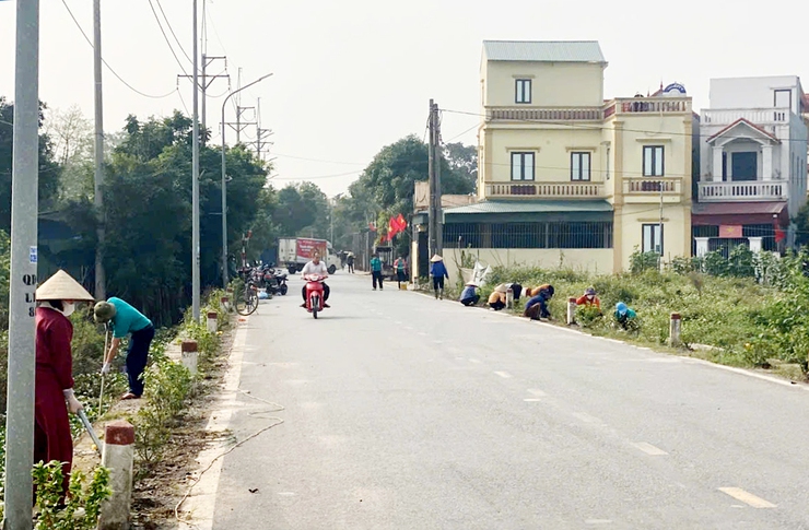 Hội nông dân xã Thượng Phúc chung tay xây dựng môi trường sáng - xanh - sạch - đẹp- Ảnh 4.