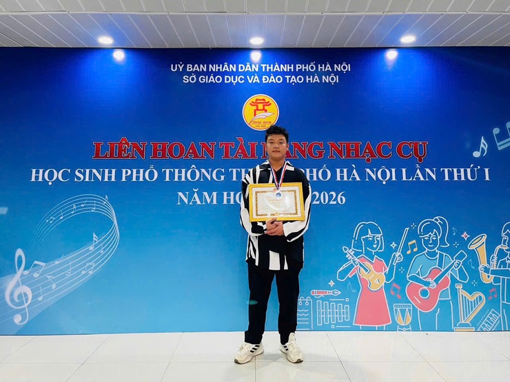 HỌC SINH TRƯỜNG THCS BẮC SƠN XUẤT SẮC ĐẠT HUY CHƯƠNG BẠC TẠI LIÊN HOAN TÀI NĂNG NHẠC CỤ HỌC SINH PHỔ THÔNG THỦ ĐÔ - Ảnh 2.