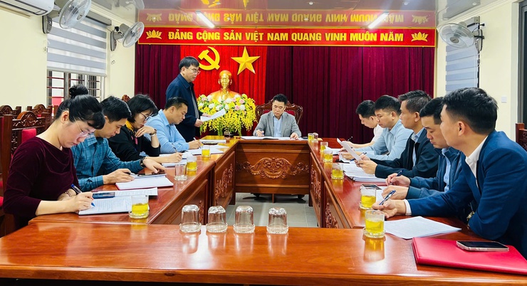 UBND xã Hát Môn làm việc với Ban Quản lý dự án đầu tư – Hạ tầng về việc đầu tư công năm 2026.- Ảnh 1.