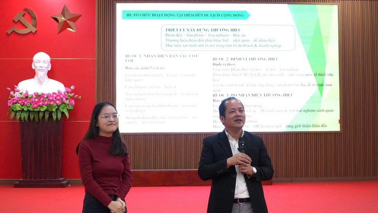  TẬP HUẤN PHÁT TRIỂN DU LỊCH CỘNG ĐỒNG GẮN VỚI LÀNG NGHỀ NÓN LÁ TRI LỄ XÃ DÂN HÒA- Ảnh 5.