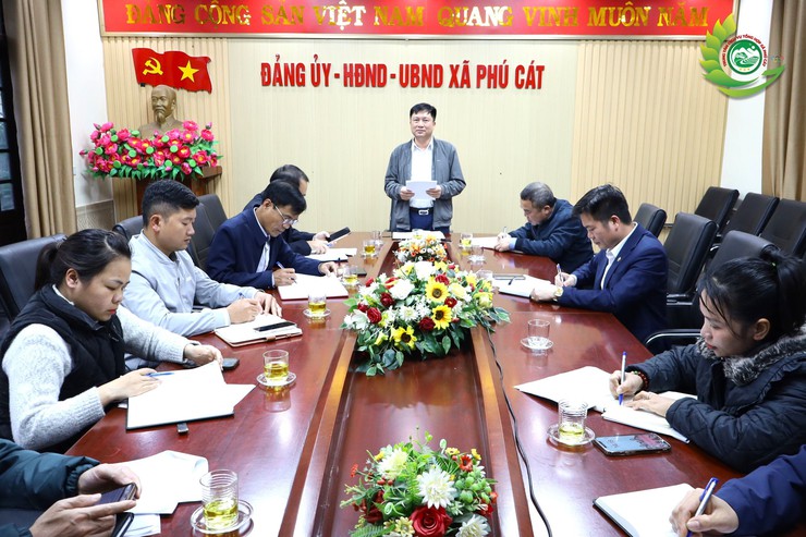 HĐND xã Phú Cát công bố Quyết định thành lập các Đoàn giám sát và triển khai kế hoạch giám sát năm 2026- Ảnh 1.