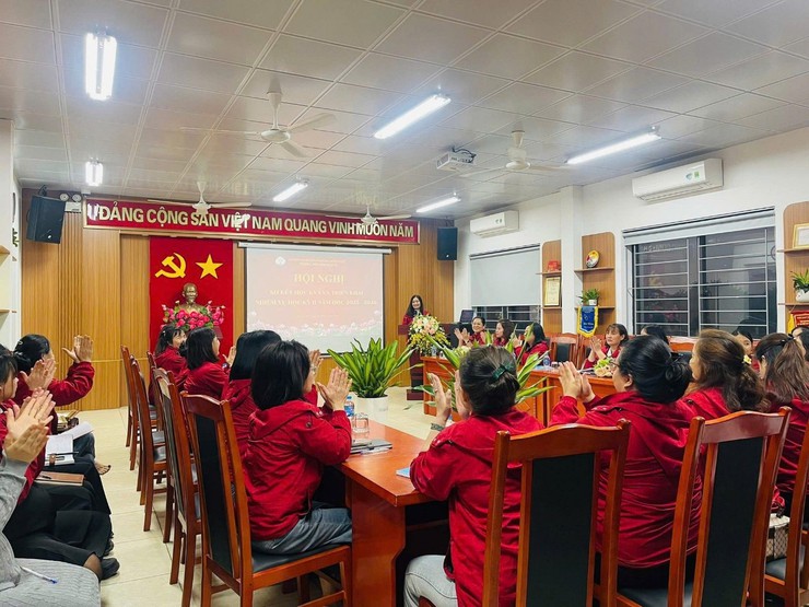 Trường Mầm non Họa Mi tổ chức sơ kết học kỳ I năm học 2025 - 2026- Ảnh 1.