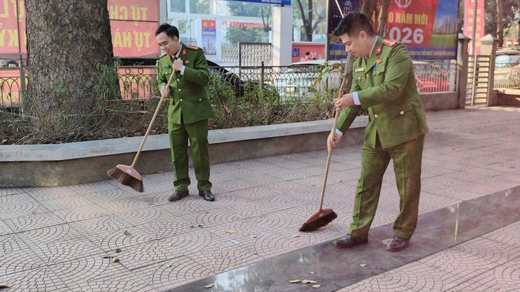 ĐÓN XUÂN MỚI 2026: CHUNG TAY GÌN GIỮ GIÁ TRỊ LỊCH SỬ - VĂN HÓA PHƯỜNG KIM LIÊN- Ảnh 6.