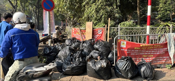 ĐÓN XUÂN MỚI 2026: CHUNG TAY GÌN GIỮ GIÁ TRỊ LỊCH SỬ - VĂN HÓA PHƯỜNG KIM LIÊN- Ảnh 12.