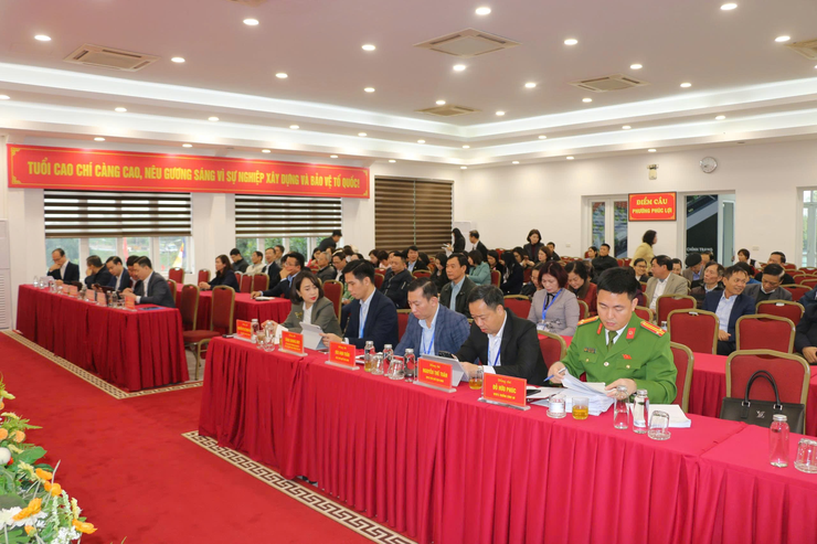 Hội nghị lãnh đạo Đảng ủy mở rộng thảo luận, giới thiệu người ứng cử đại biểu HĐND phường Phúc Lợi nhiệm kỳ 2026-2031- Ảnh 1.