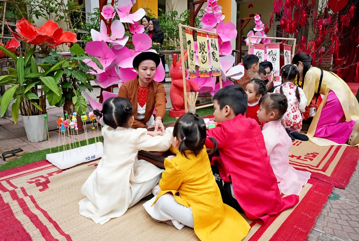 PHƯỜNG SƠN TÂY TỔ CHỨC KIẾN TẬP CHUYÊN ĐỀ PHÁT TRIỂN CHƯƠNG TRÌNH GIÁO DỤC MẦM NON THEO HƯỚNG PHÁT TRIỂN NHẬN THỨC- Ảnh 7.