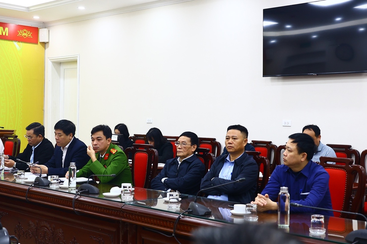 Xã Thạch Thất triển khai tuyên truyền, vận động các trường hợp vi phạm đất đai- Ảnh 2.