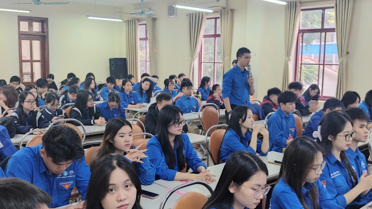 HỘI NGHỊ ĐỐI THOẠI GIỮA LÃNH ĐẠO UBND PHƯỜNG VỚI THANH NIÊN- Ảnh 9.