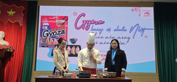 Hội LHPN xã Quốc Oai tổ chức hội nghị tuyên truyền chăm sóc sức khỏe, đảm bảo an toàn thực phẩm dịp tết nguyên đán bính ngọ 2026- Ảnh 5.