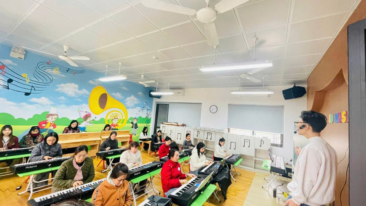 Trường Mầm non Họa Mi bồi dưỡng chuyên môn cho đội ngũ giáo viên trong việc tổ chức hoạt động âm nhạc cho trẻ - Ảnh 6.