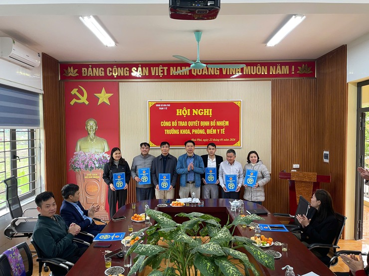 Trạm y tế xã Hòa Phú: Tổ chức hội nghị lấy phiếu giới thiệu quy hoạch và bổ nhiệm chức danh lãnh đạo quản lý- Ảnh 1.