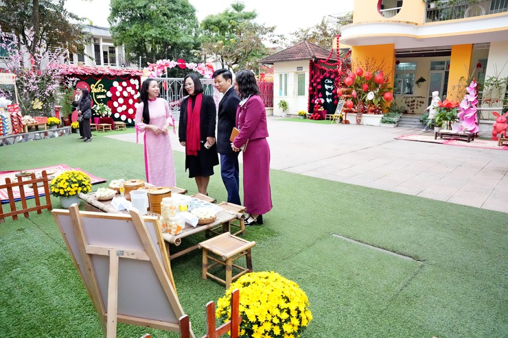 PHƯỜNG SƠN TÂY TỔ CHỨC KIẾN TẬP CHUYÊN ĐỀ PHÁT TRIỂN CHƯƠNG TRÌNH GIÁO DỤC MẦM NON THEO HƯỚNG PHÁT TRIỂN NHẬN THỨC- Ảnh 4.