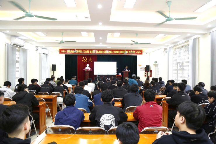 Trung tâm Chính trị phường Hà Đông tổng kết lớp bồi dưỡng nhận thức về Đảng khóa I năm 2026- Ảnh 1.