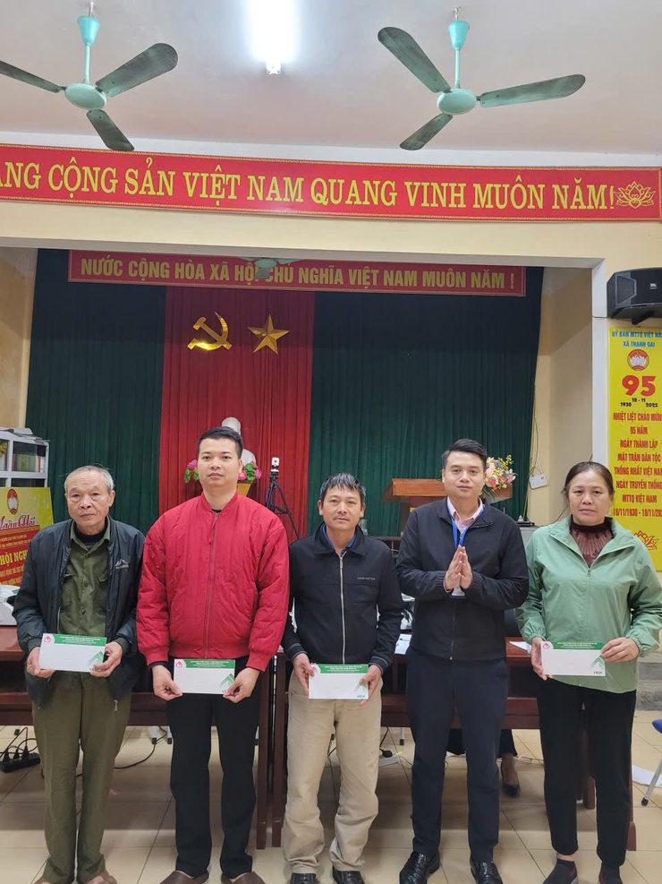 Vốn vay ưu đãi đồng hành cùng hộ nghèo và đối tượng chính sách xã Thanh Oai- Ảnh 5.