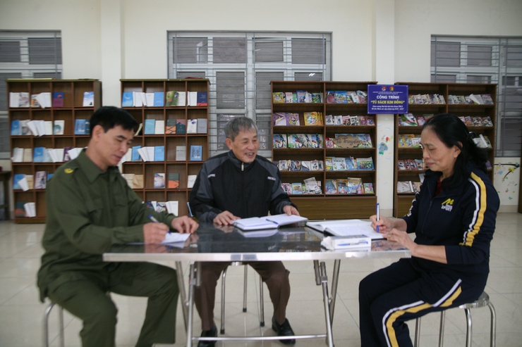 Gương đồng chí Nguyễn Hữu Phi: Người Bí thư Chi bộ Tận tụy, Sáng tạo và Hết lòng vì Nhân dân- Ảnh 2.