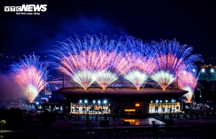 Dưới lá cờ vẻ vang của Đảng: Khát vọng Việt Nam trong kỷ nguyên mới- Ảnh 3.